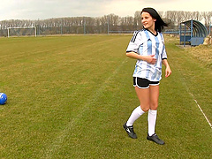 Beautiful brunette gets her pussy fingured and shaved in a hot scene.