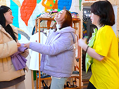 Beautiful Akina Asmus gets a facial after a hot threesome