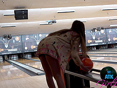 Public romance with a beautiful violet-haired woman in pov.