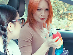 Lesbian beauties Kessie Shy and Madison Wilde play scissors