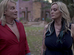 Will Pounder and Jewelz Blu have a hot fishnet sex session