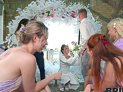 A hot russian bride Jane White got banged in the cowgirl pose