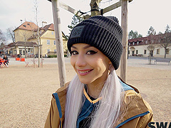 Skinny babes Olivia Sparkle and Veronica Leal in hot threesome action