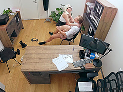 A mature guy fucked a young girl in an unconventional way in the office