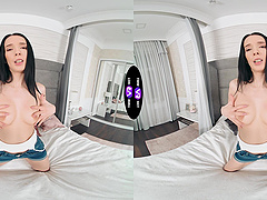 Hot brunette Jasmine Jayne fingers her pussy in a steamy solo session.