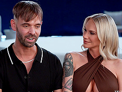 Chocolate Rod pounds wet pussy of Kaci Kennedy in interracial action