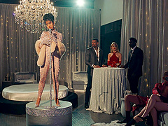 Vicki Chase, Vanna Bardot, April Olsen in hot lesbian action