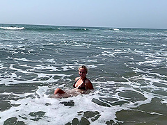 Beach sex with a couple who love to fuck in pov and doggystyle