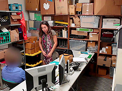 Ryan Mclane fucks Shane Blair in the office shorts