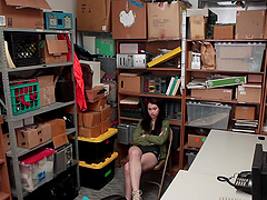 Jennifer Jacobs' luscious lips devour Evan Stone in a steamy office rendezvous