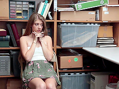 Blow job in the office: Teen couple Marcus & Alyce