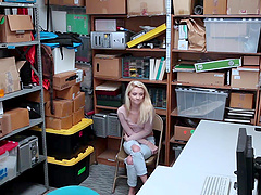 Teeny tit teen Bambino seduces MILF goddess Riley in steamy office rendezvous