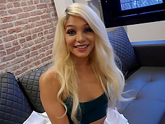 Blond bombshell Elizabeth Jolie & raunchy stud Tony Profane heat up the sheets in sexy heels