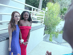 Ebony goddesses Kendra & Nat turn heads in a steamy four-way with the stunning Amaris