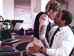 Tatted Alex & sultry Vanessa indulge in a steamy coupling session