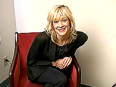 Blondie Kari gets bent over and slammed in her horny pussy