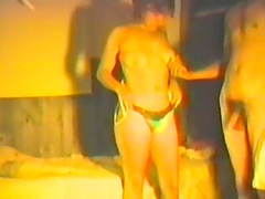 Retro sluts sucking cock and getting fucked in threesome