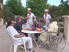 Stunning porn angel Misty Rain gives hard dick a good blowjob