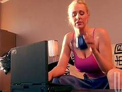 Nicole Sheridan in stockings is enjoying a hardcore banging in close up