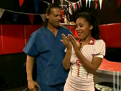 Lovely porn sweetheart Ryaan Reynolds gives huge cock a hot blowjob