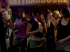 Sexy porn hottie babe displays seductive body in a hot erotic action